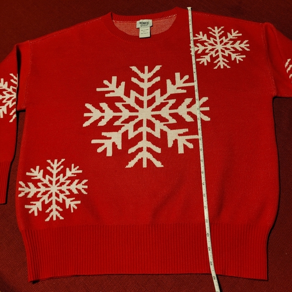Red Christmas Sweater - Picture 7 of 11